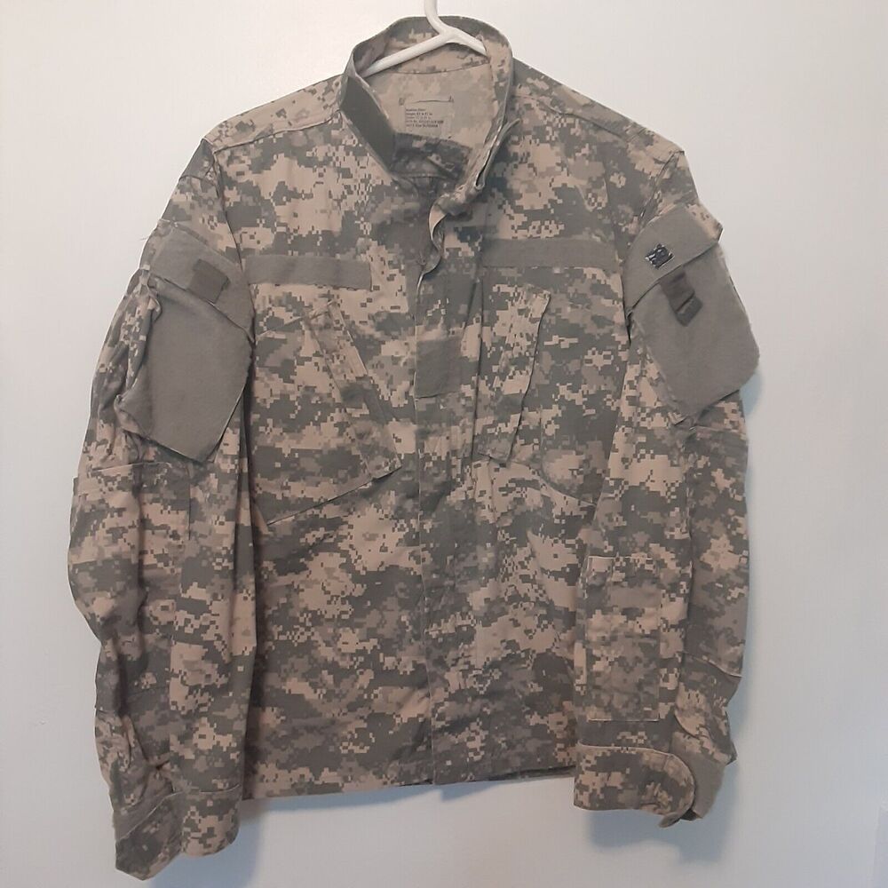 US Army Combat Uniform Jacket Medium Short Camo Military Tactical Outdoor Vtg